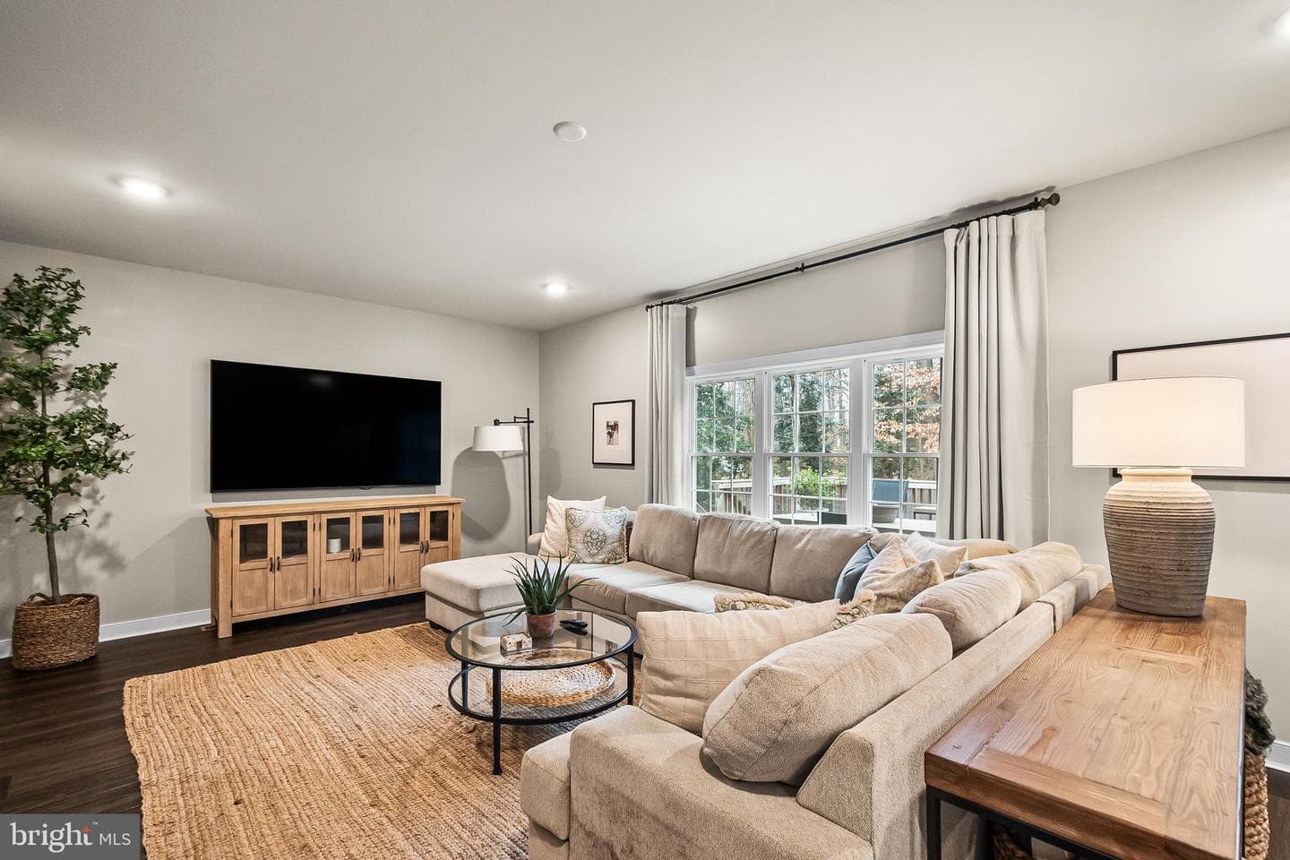 5980 Evergreen photo 13