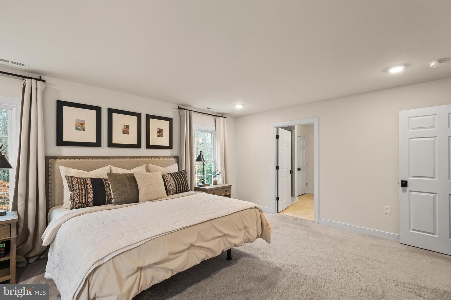 5980 Evergreen photo 28