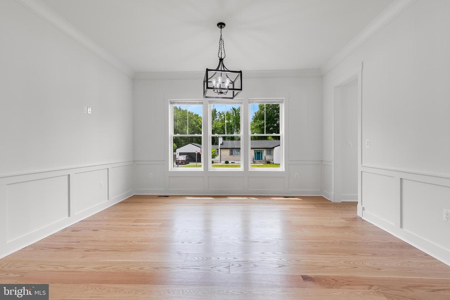 2817 Derek Road photo 13
