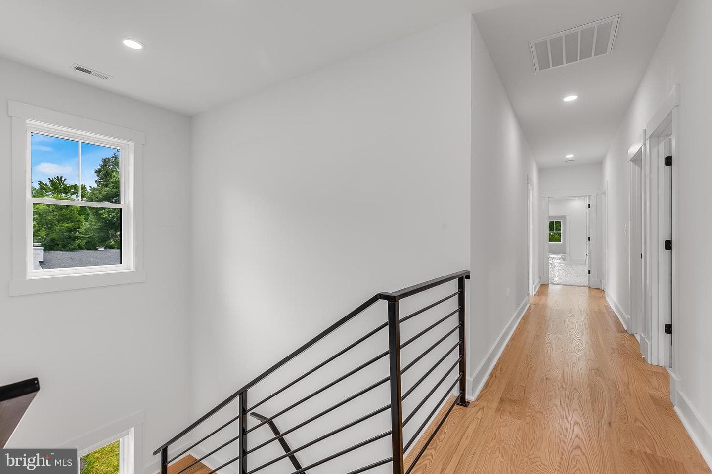 2817 Derek Road photo 24