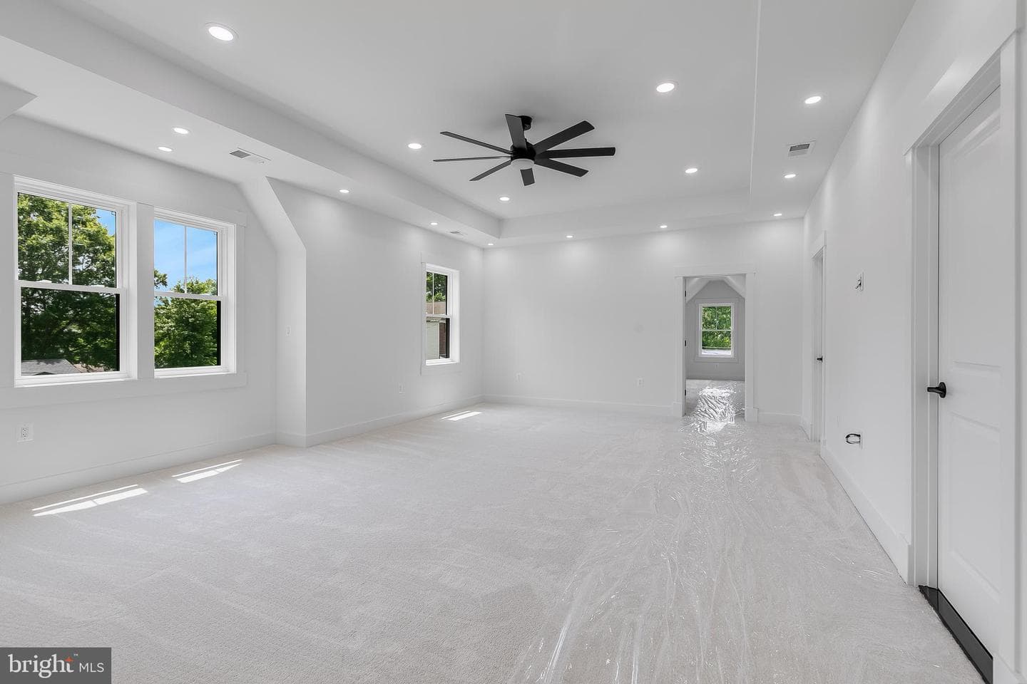 2817 Derek Road photo 27