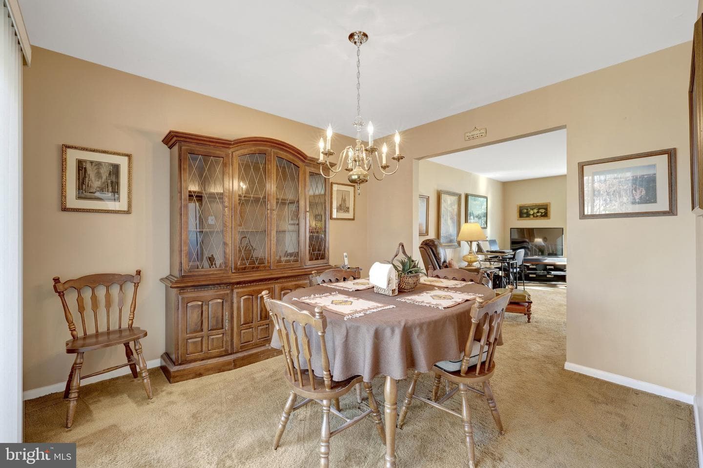 203 Locust Street SW photo 11
