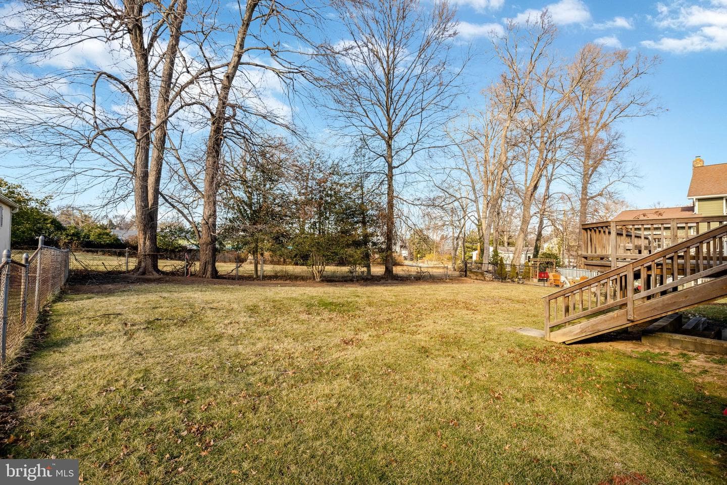 203 Locust Street SW photo 36