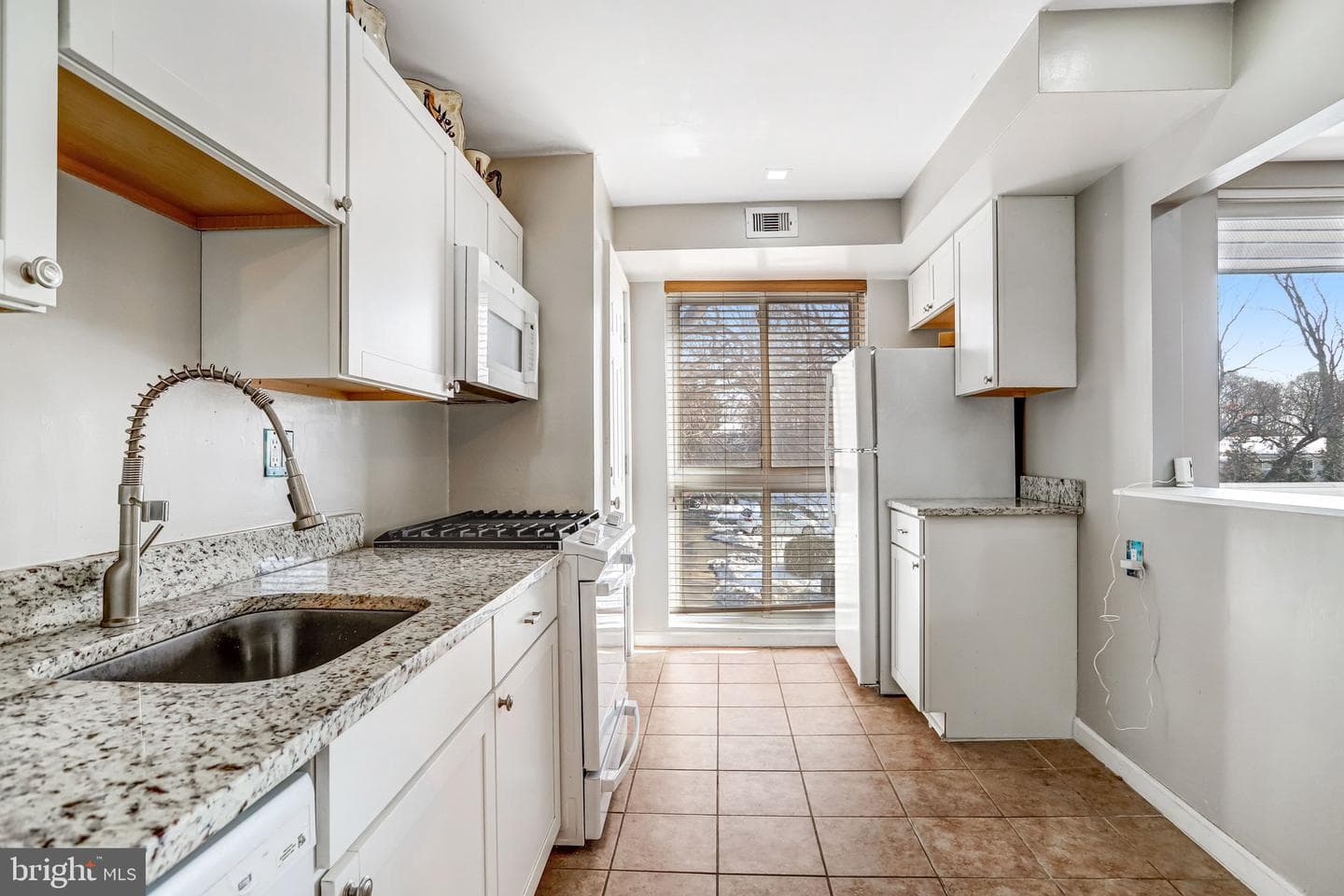 5612 Bloomfield Drive #204 photo 12