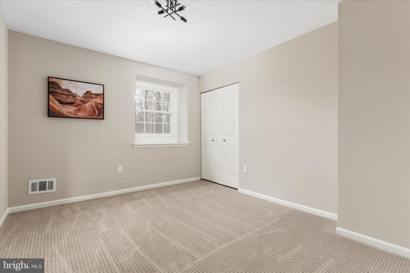 1002 Kerge Court SE photo 29