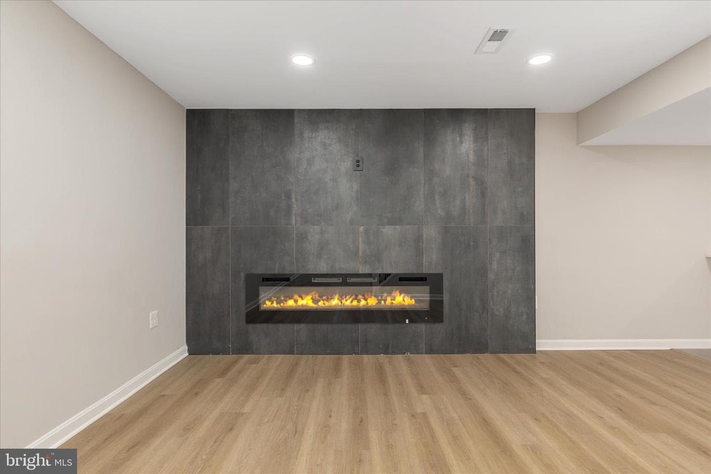 1002 Kerge Court SE photo 37