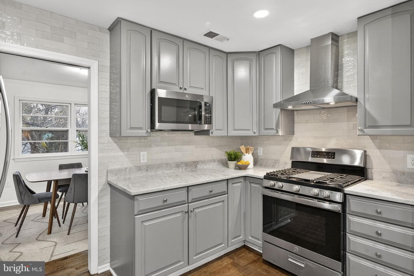 7113 Penguin Place photo 10