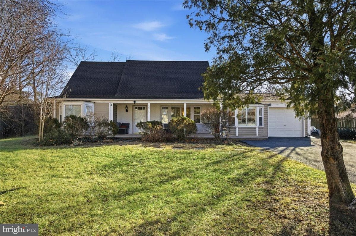 13315 Pennypacker Lane photo 2