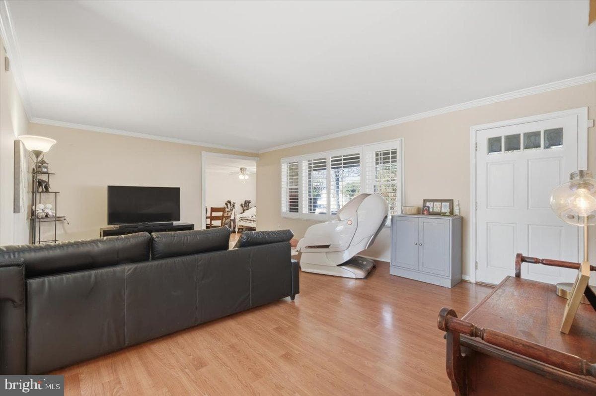 13315 Pennypacker Lane photo 6