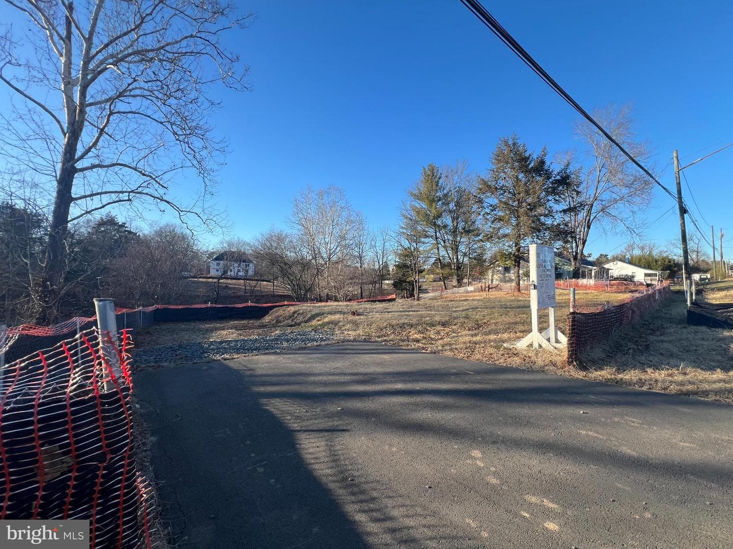 7106 Centreville Road photo 1