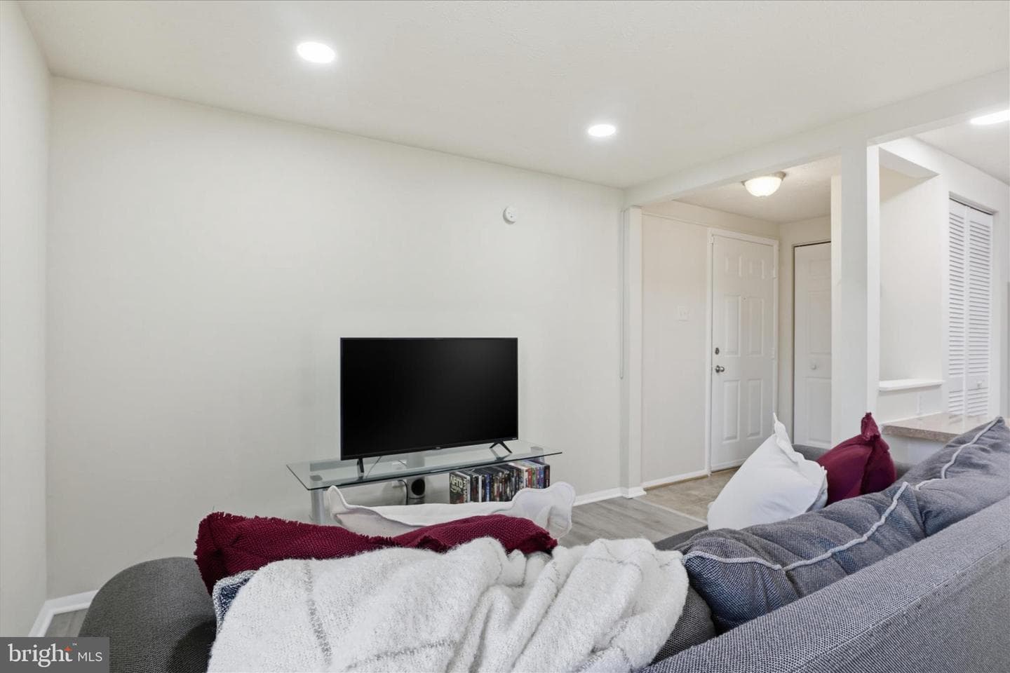 8386 Brockham Drive #f photo 4