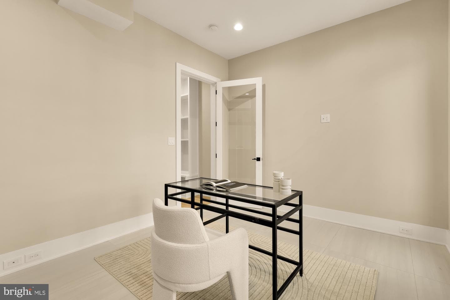 6935 Southridge Drive photo 36