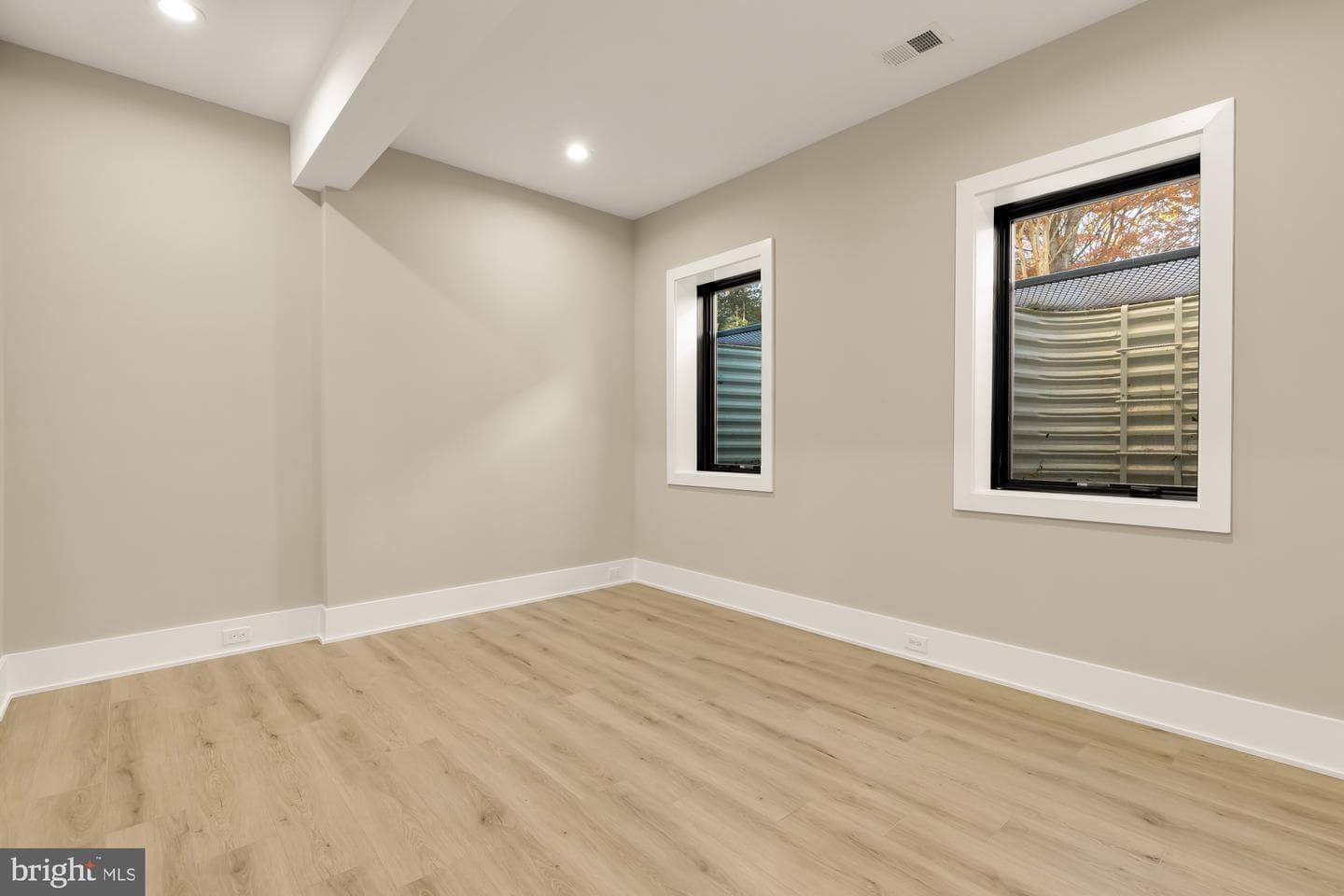 6935 Southridge Drive photo 84