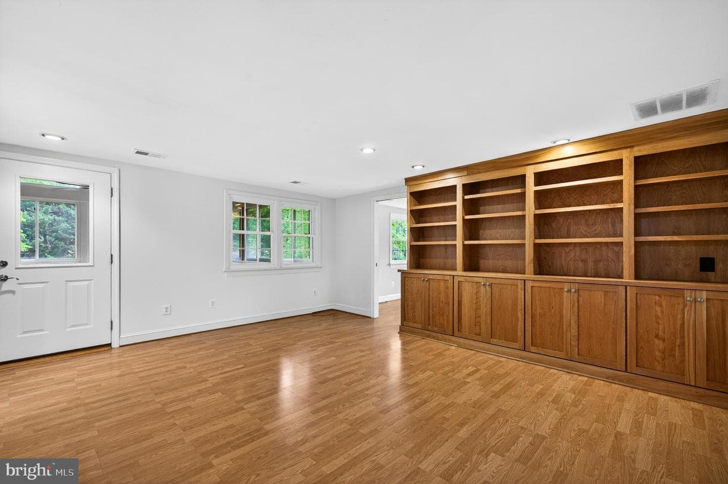 7909 Fairfax Road photo 19