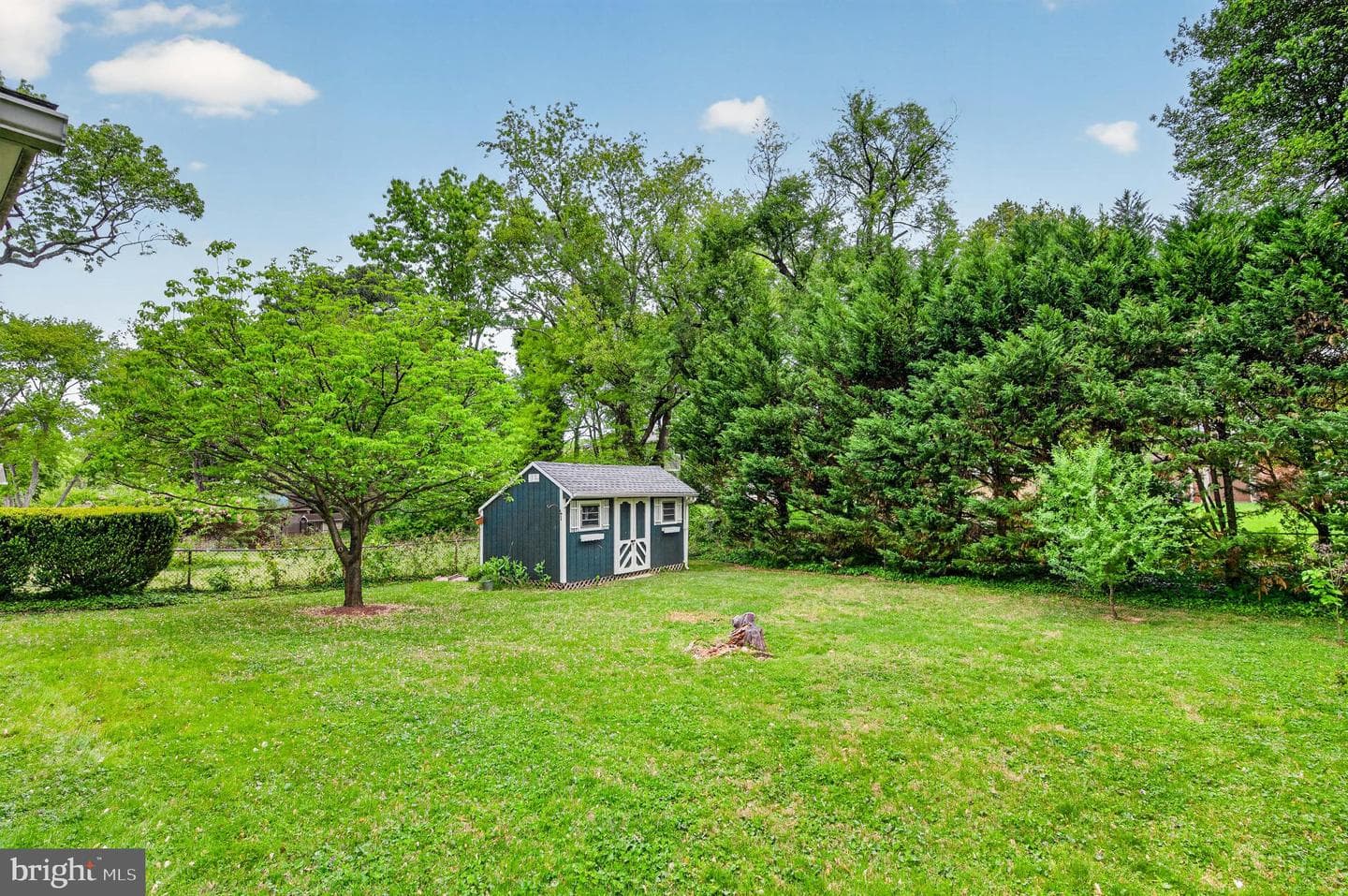7909 Fairfax Road photo 35