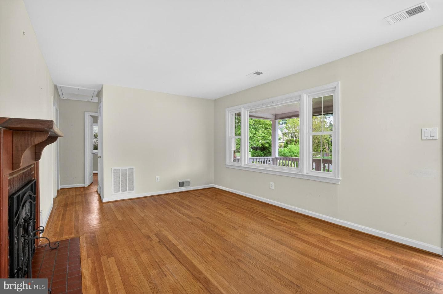 7909 Fairfax Road photo 7