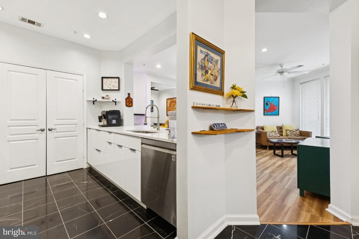 12000 Market Street #151 photo 5