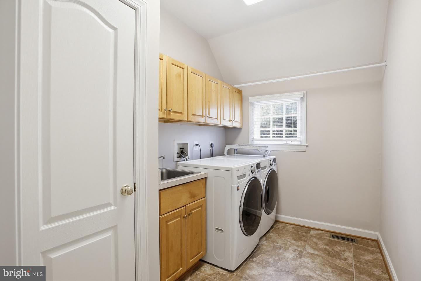 11316 Bright Pond Lane photo 18