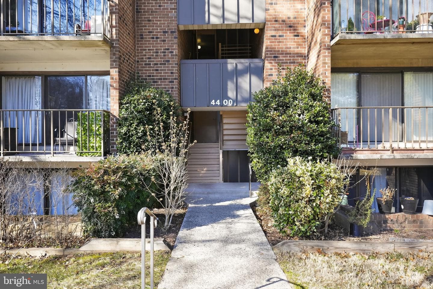 4400 Island Place #302 photo 10