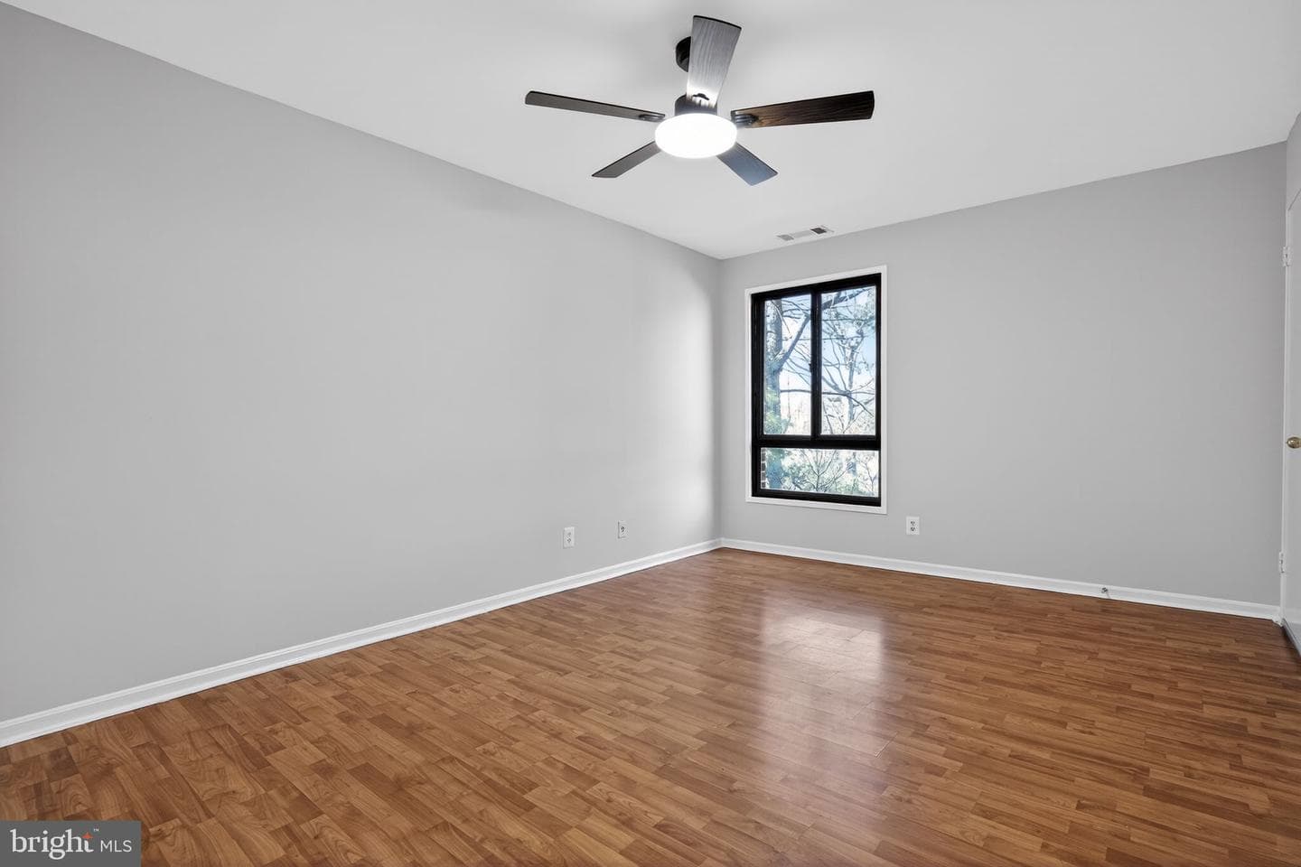 4400 Island Place #302 photo 19