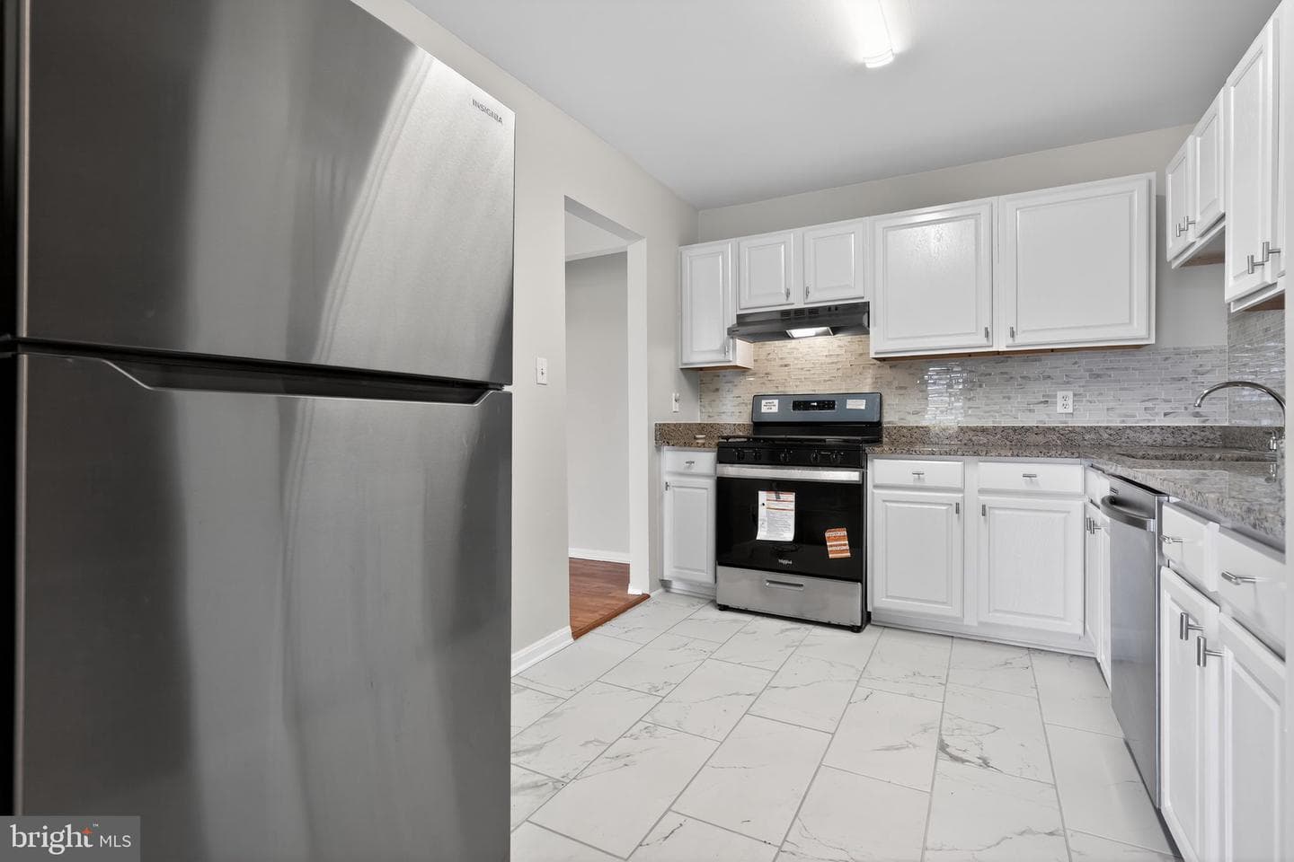 4400 Island Place #302 photo 25