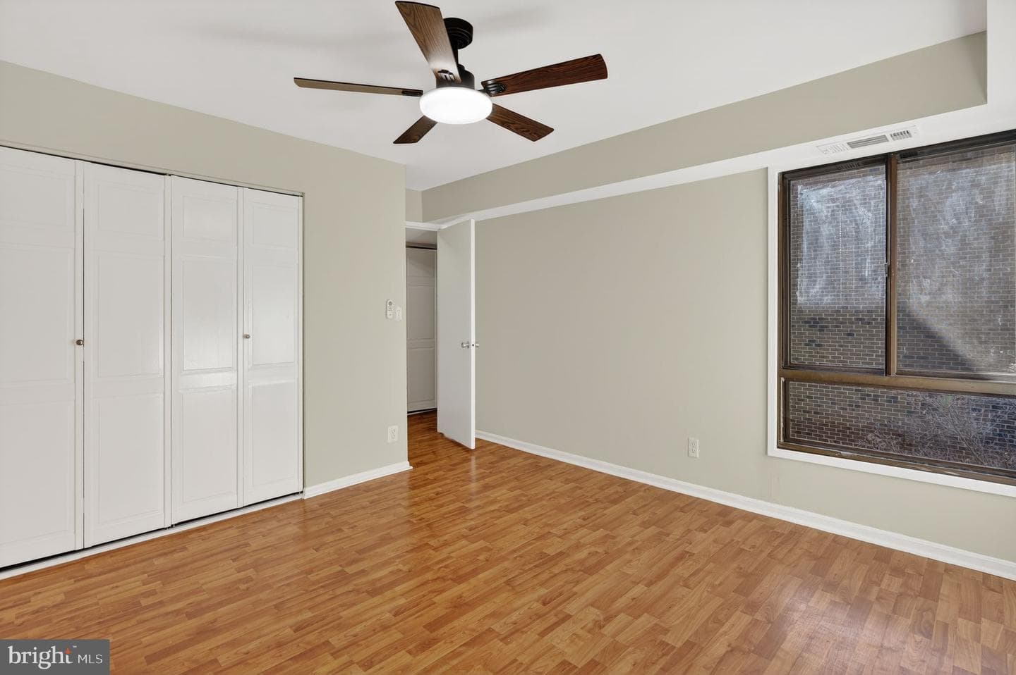 4400 Island Place #302 photo 32