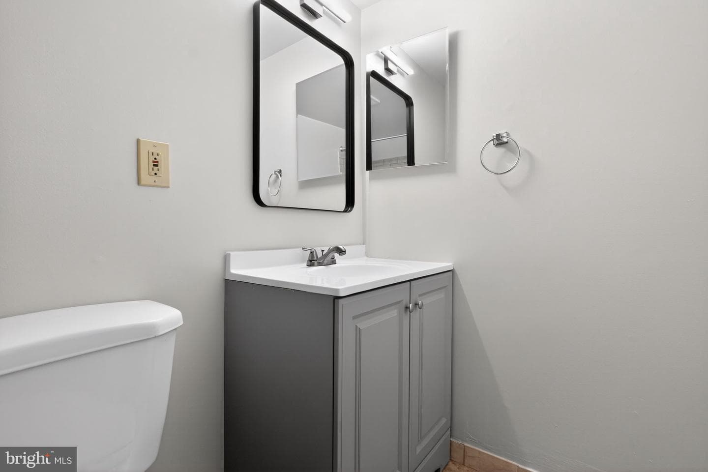 4400 Island Place #302 photo 34