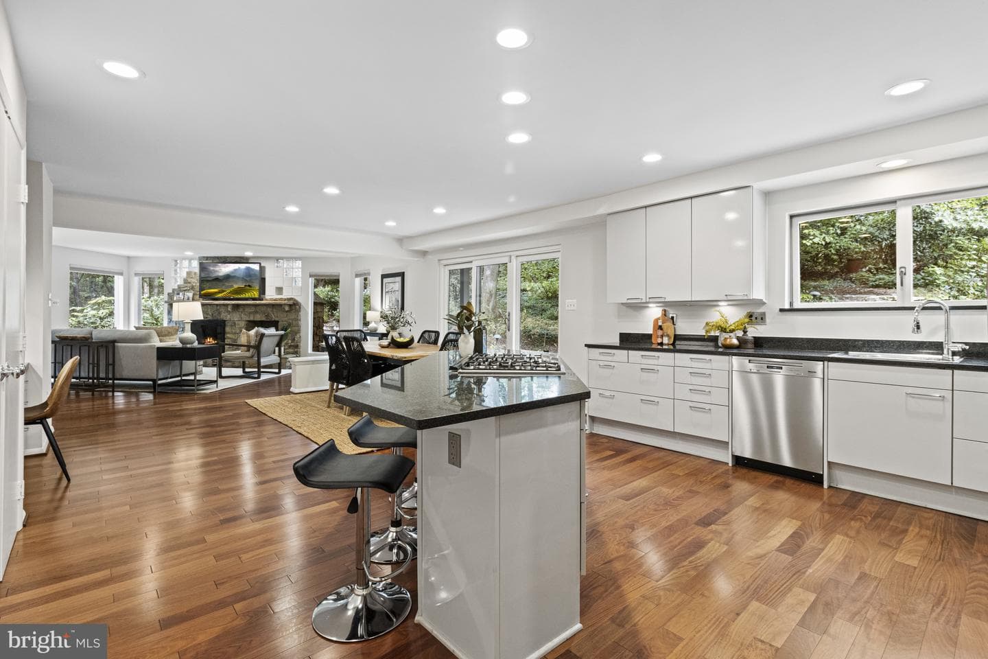 7107 Roxann Road photo 10