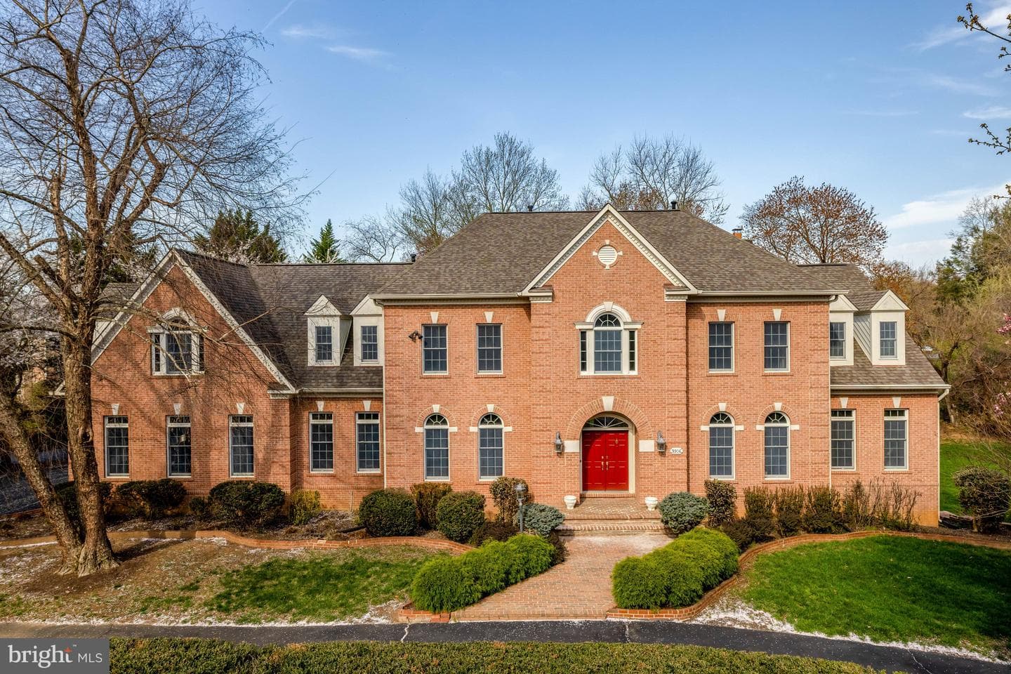 9906 Hessick Court