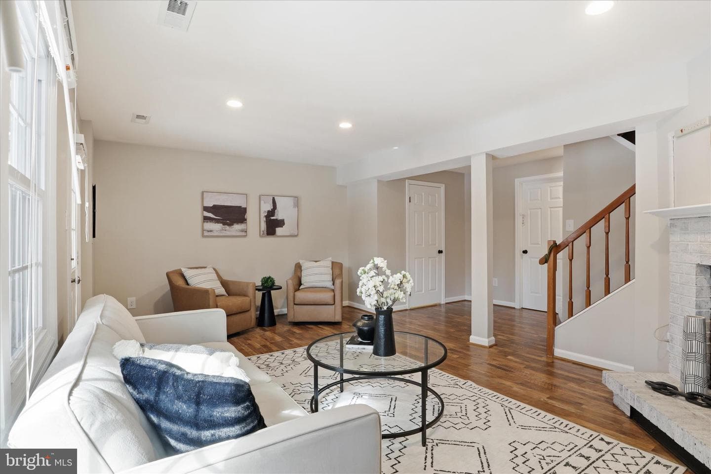 1563 Twisted Oak Drive photo 33