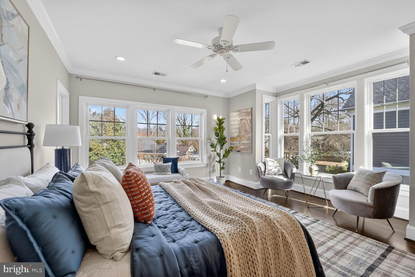 8113 Wellington Road photo 22