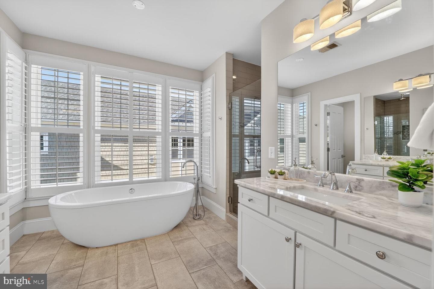 8113 Wellington Road photo 25
