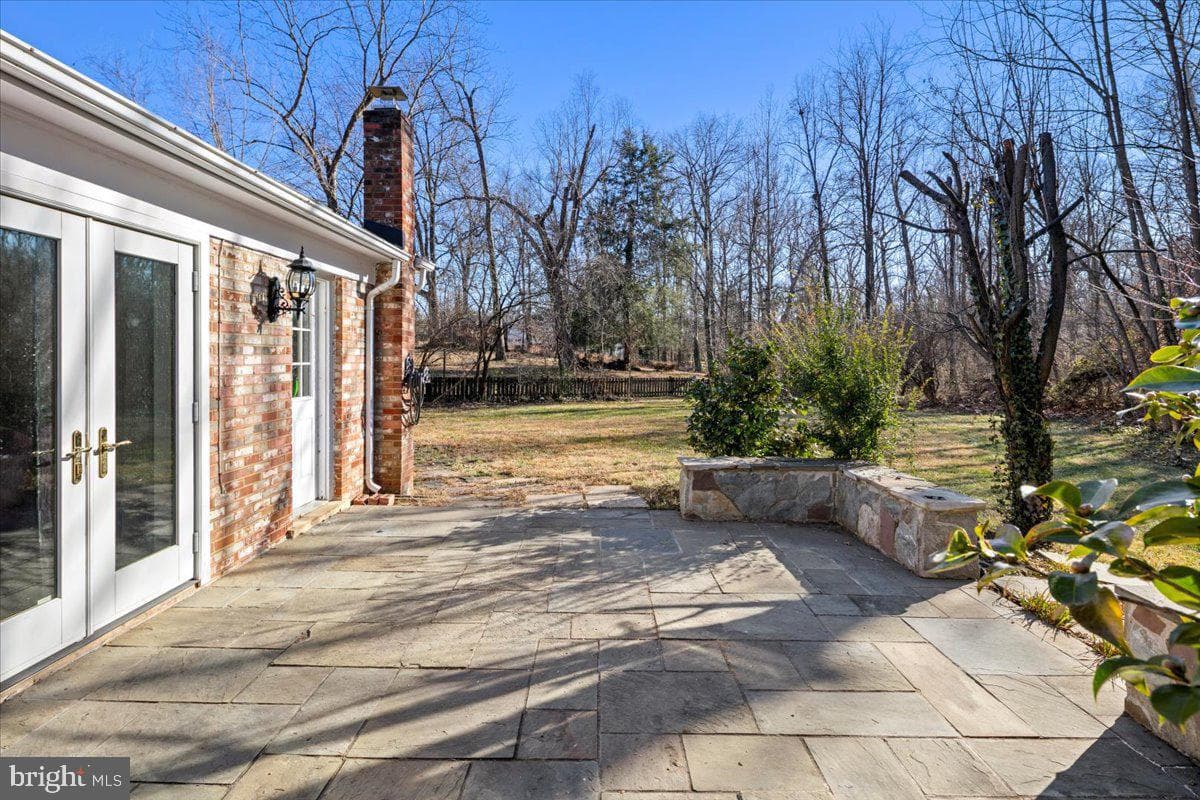 5304 Cedar Court photo 7