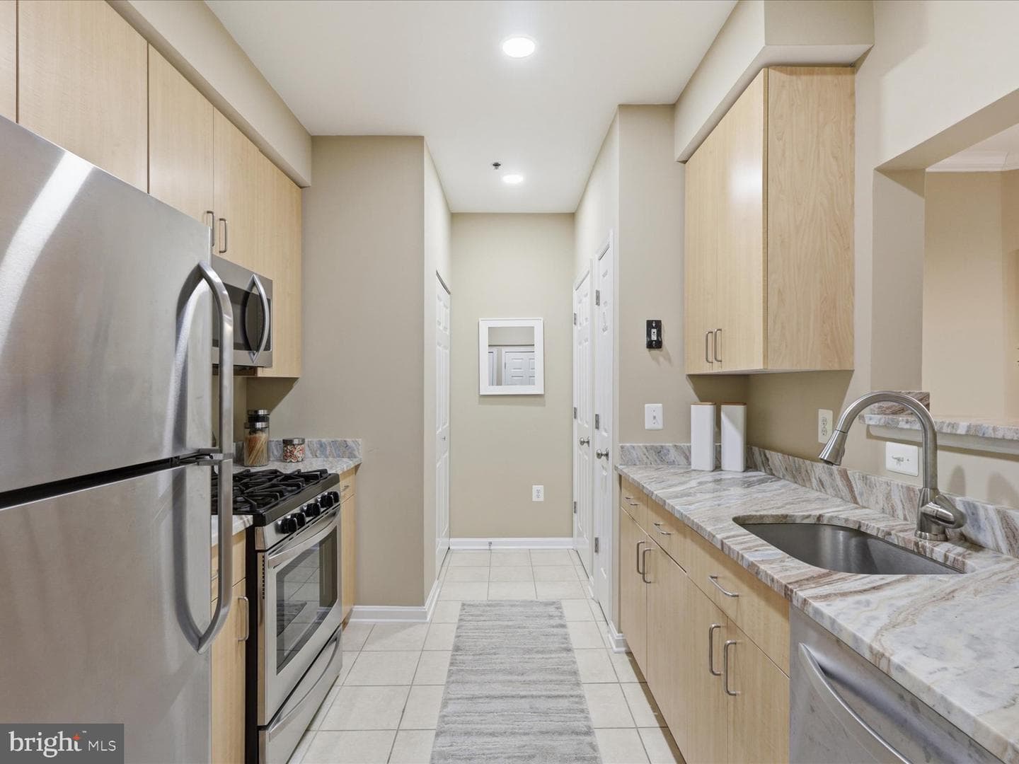 1851 Stratford Park Place #115 photo 11