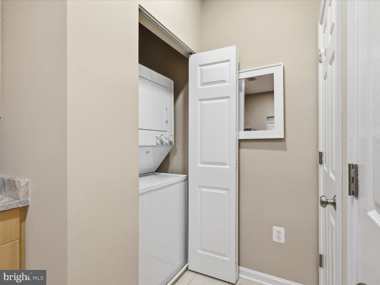 1851 Stratford Park Place #115 photo 12