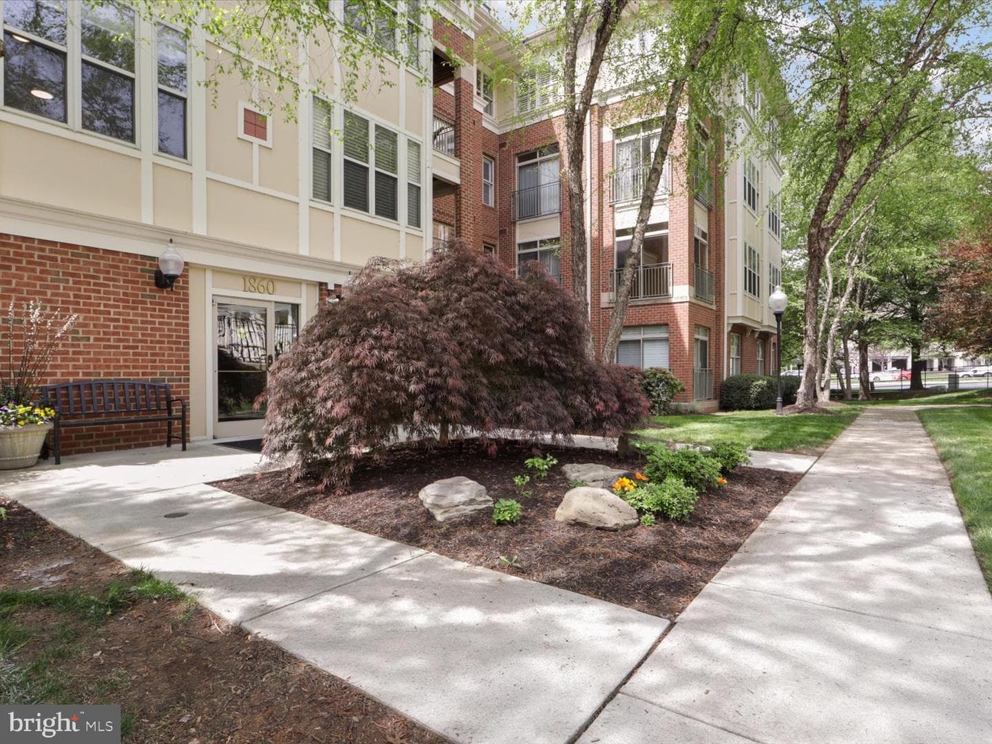 1851 Stratford Park Place #115 photo 25