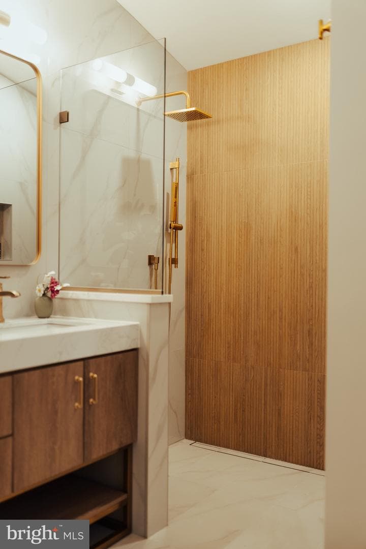108 Interpromontory Road photo 12