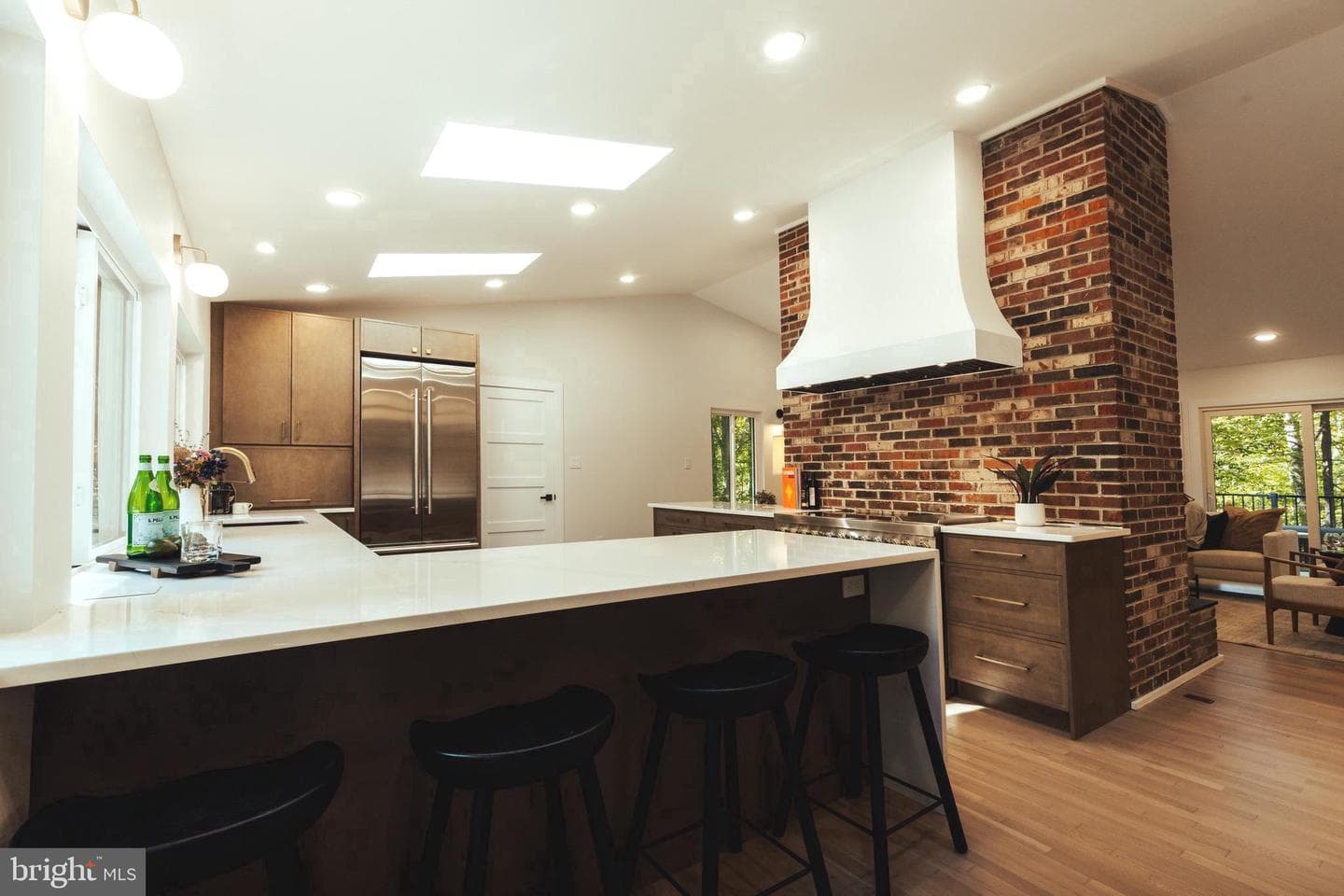 108 Interpromontory Road photo 4