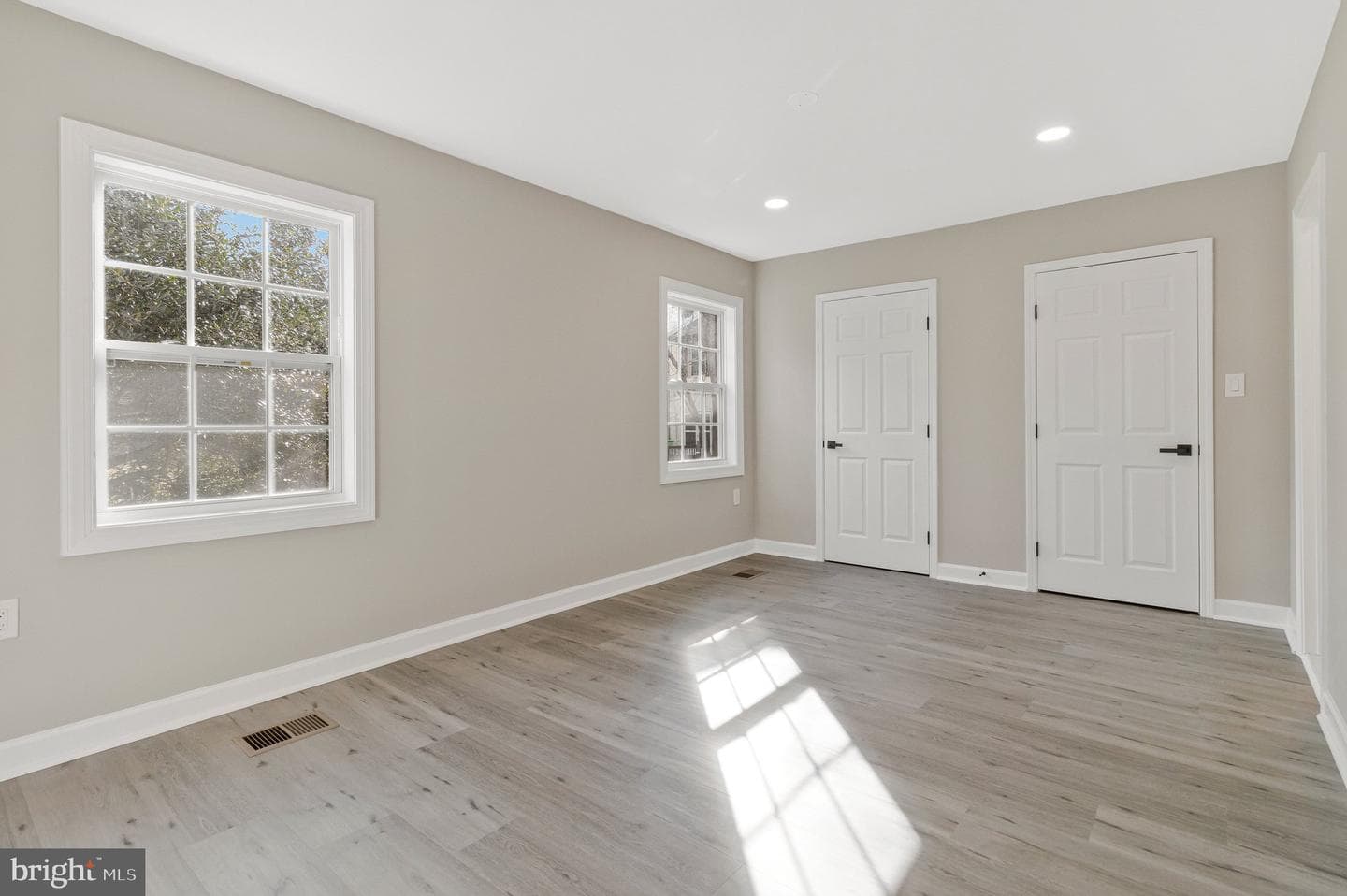 7269 Evanston Road photo 21