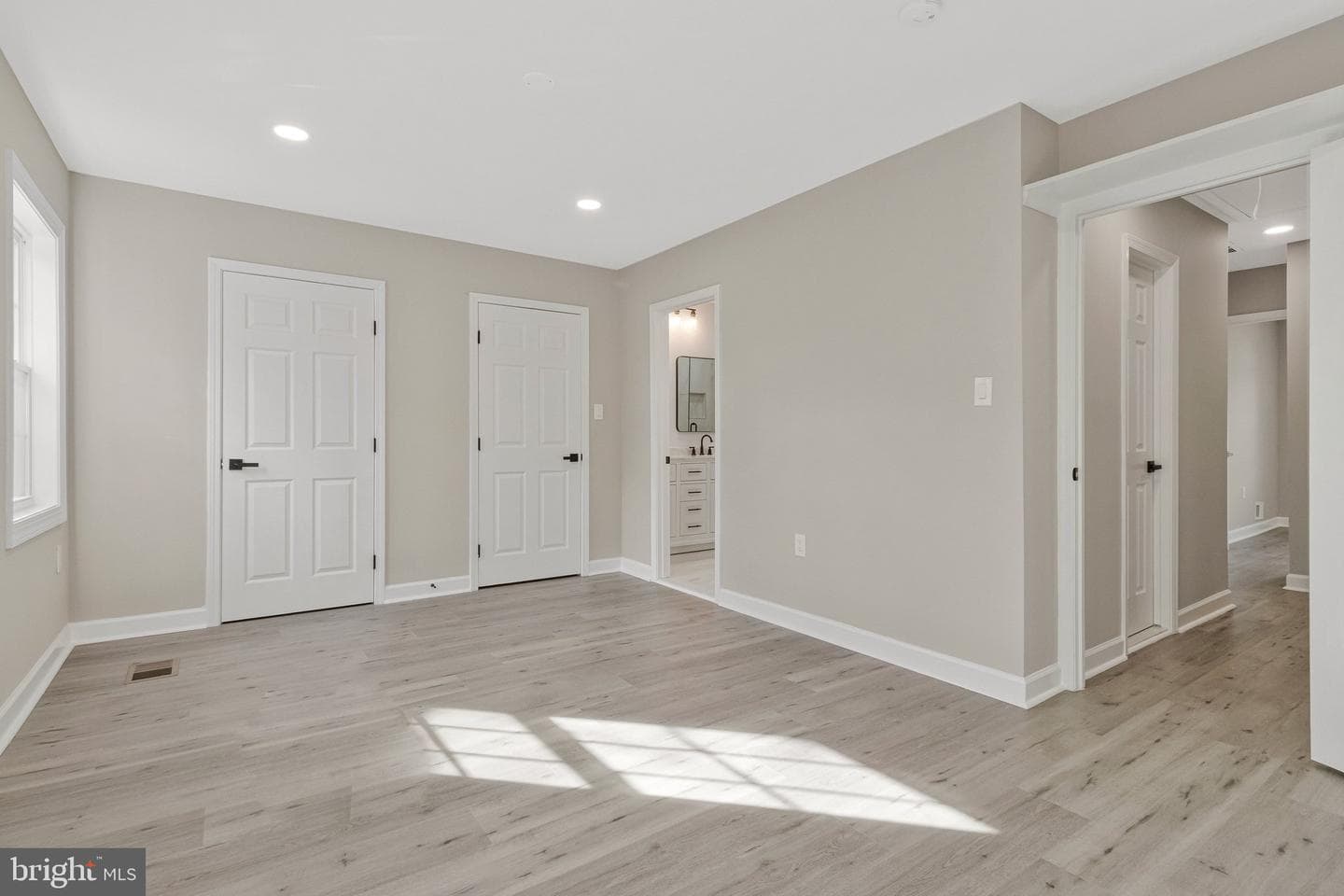 7269 Evanston Road photo 22