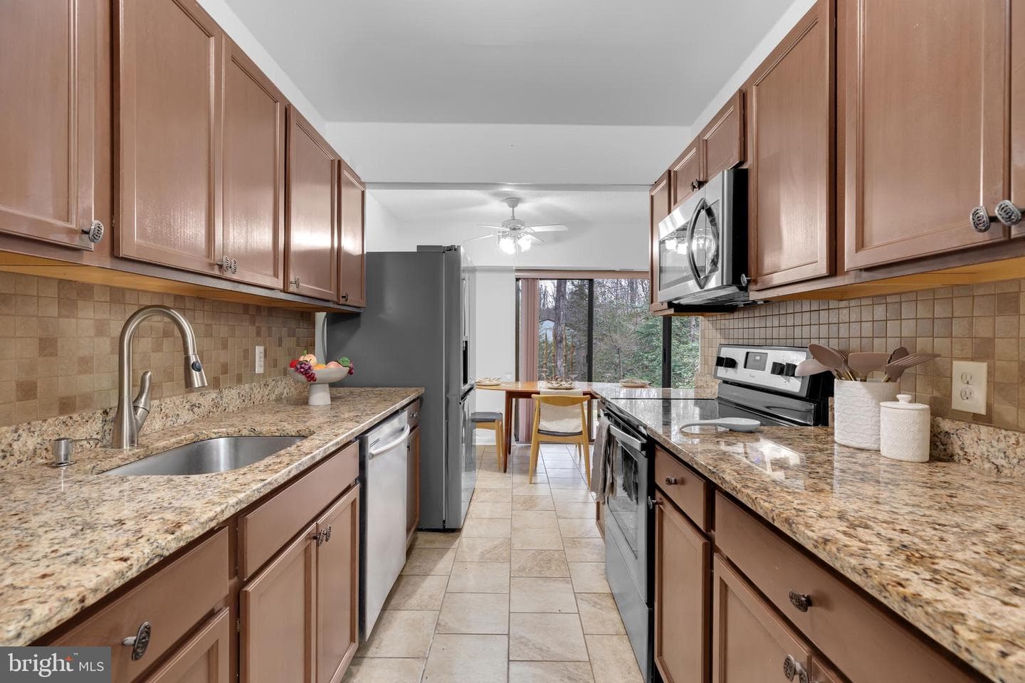 11637 Stoneview Square #2b photo 6