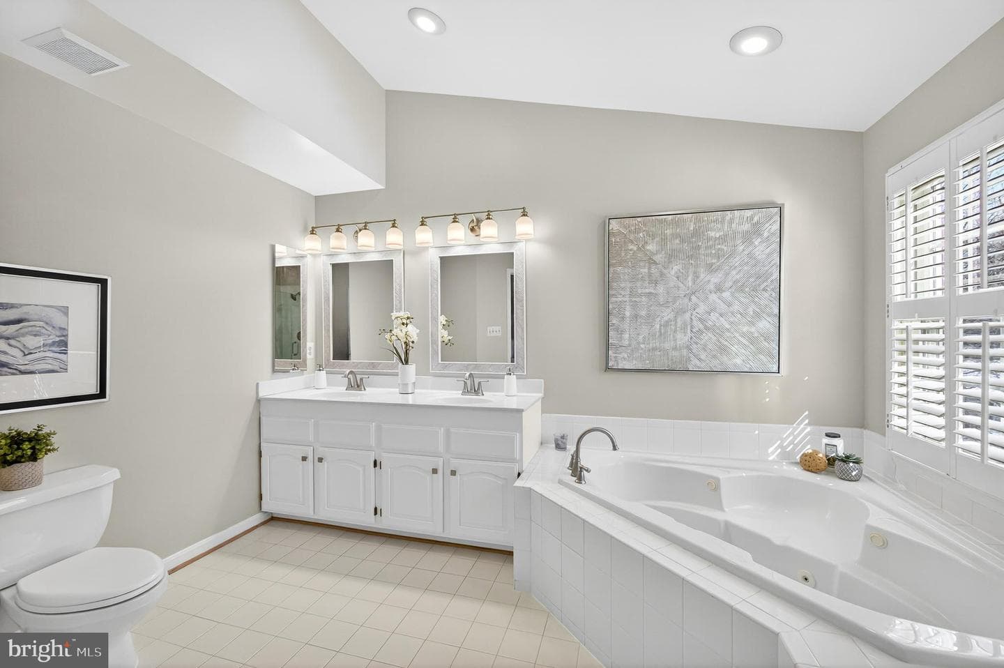 2143 Wolftrap Court photo 28
