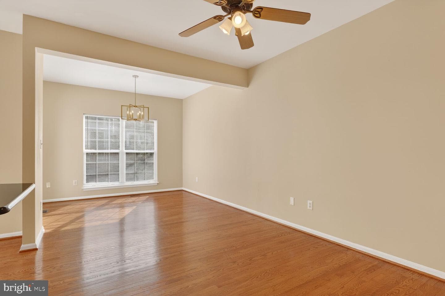 6635 Creek Point Way photo 4