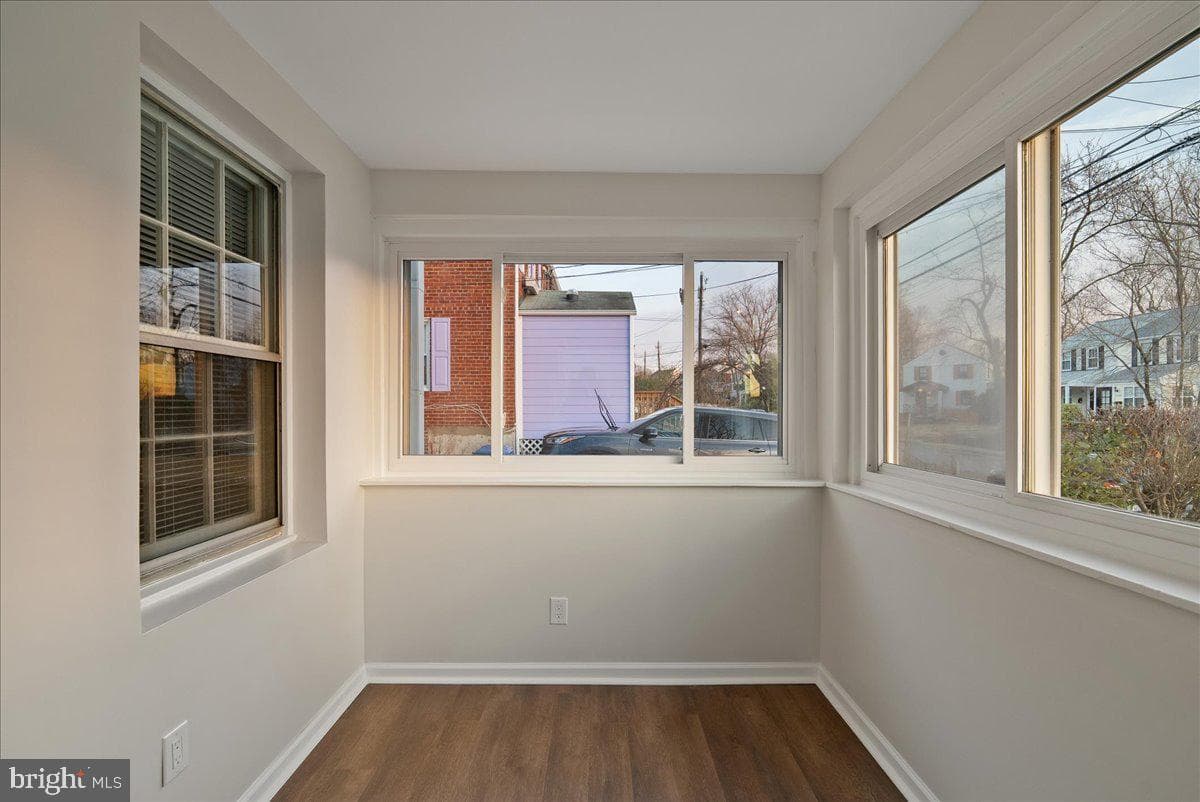 2716 Jefferson Drive photo 3