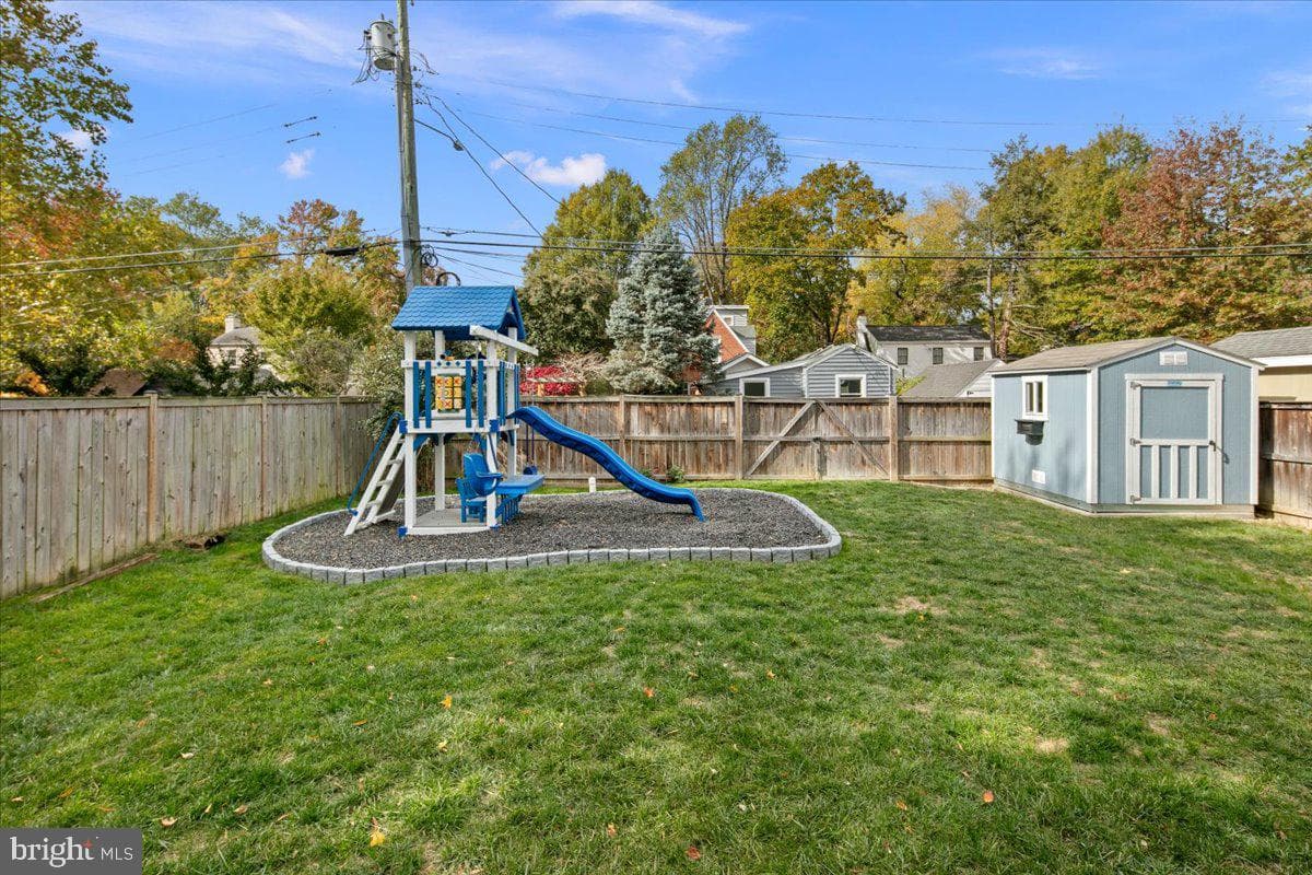 6404 13th Street photo 40