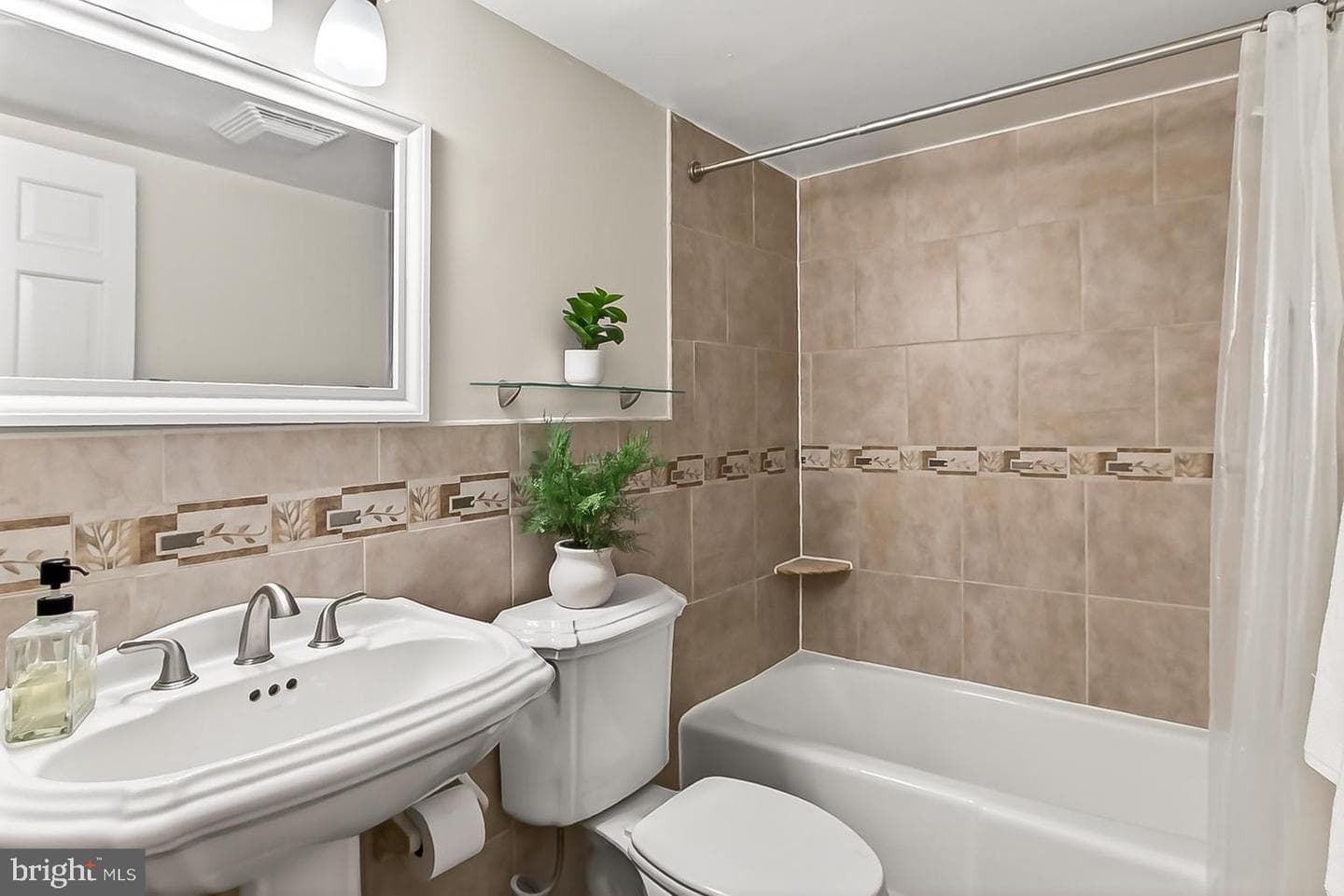 7721 Tremayne Place #215 photo 24