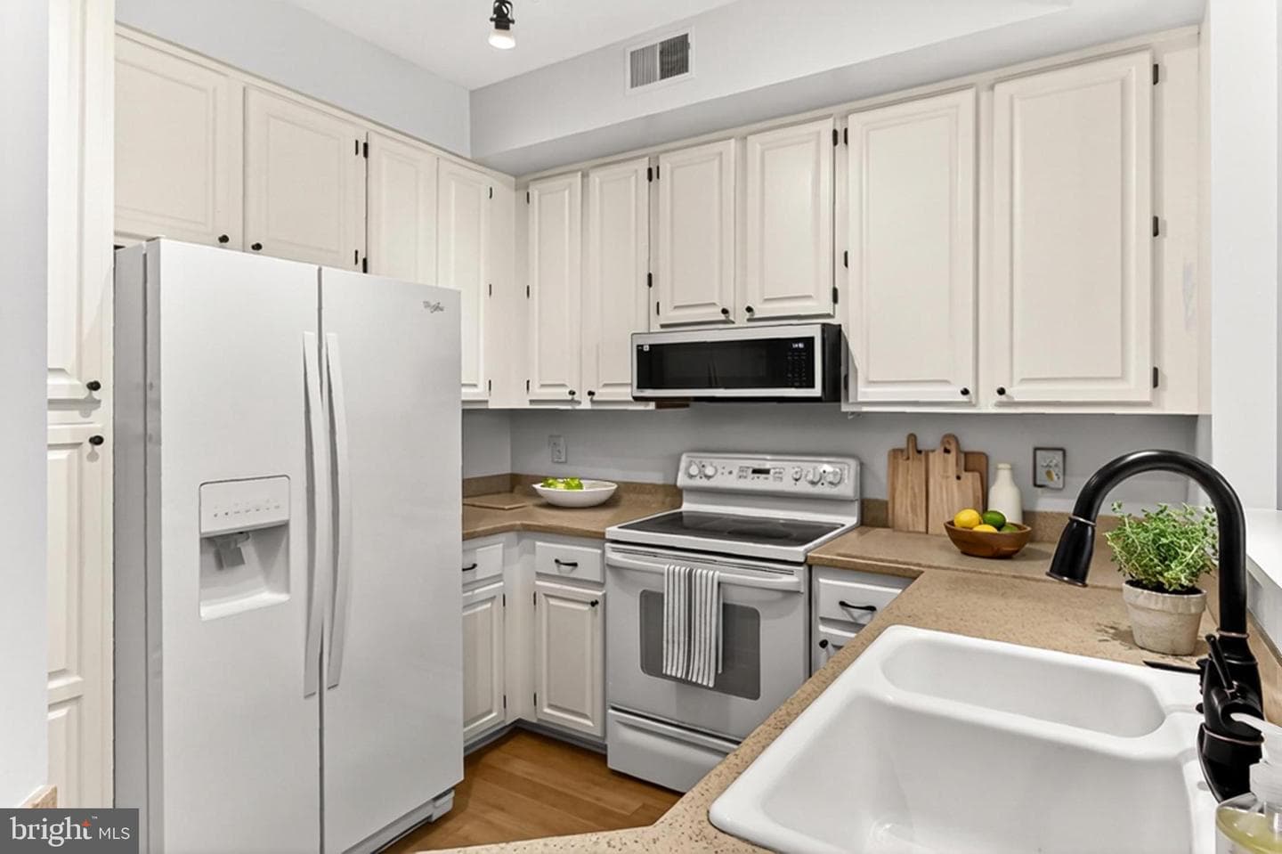 6984 Ellingham Circle #64 photo 12
