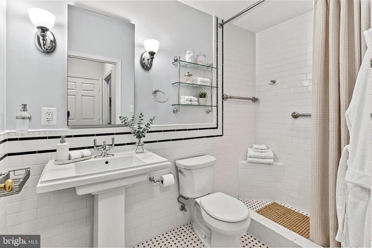 6984 Ellingham Circle #64 photo 19