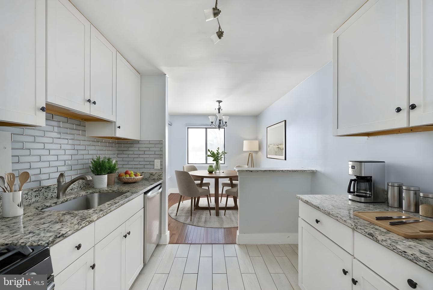 2844 Dover Lane #302 photo 15