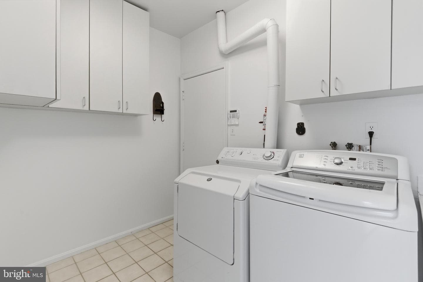 3301 Goldsboro Court photo 34